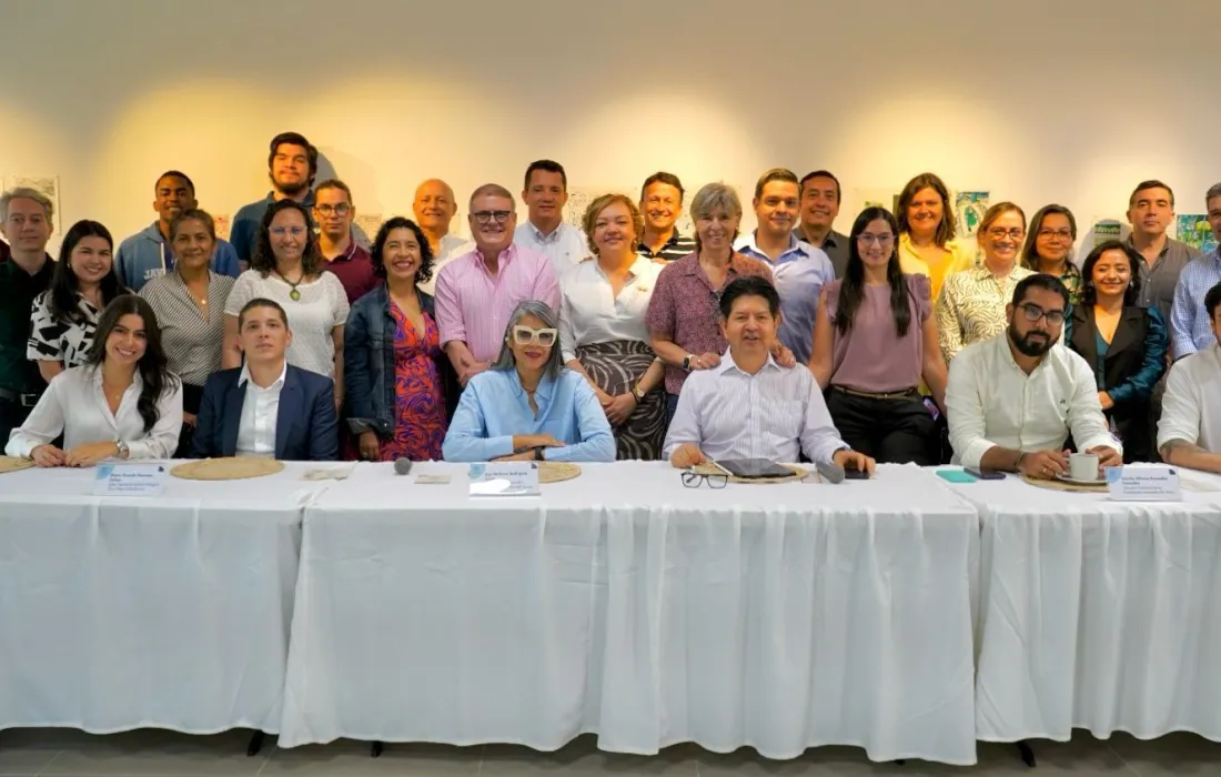Desayuno- egresados- Javeriana Desayuno- egresados- Javeriana