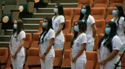Programa de Enfermería realizó la primera imposición de tocas y botones a sus estudiantes Programa de Enfermería realizó la primera imposición de tocas y botones a sus estudiantes