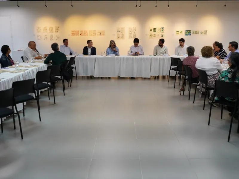 Desayuno- egresados- Javeriana Desayuno- egresados- Javeriana